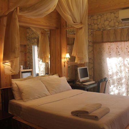 Huen Chan Thip Chiang Rai Quarto foto